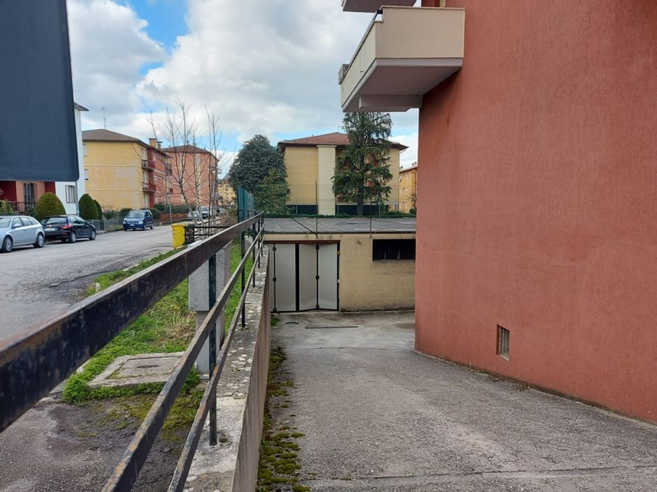 #15938 Due locali uso magazzino in vendita - foto 2