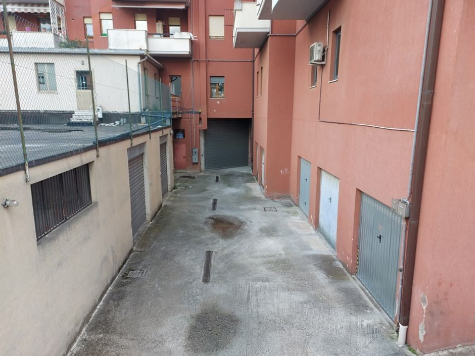 #15938 Due locali uso magazzino in vendita - foto 3