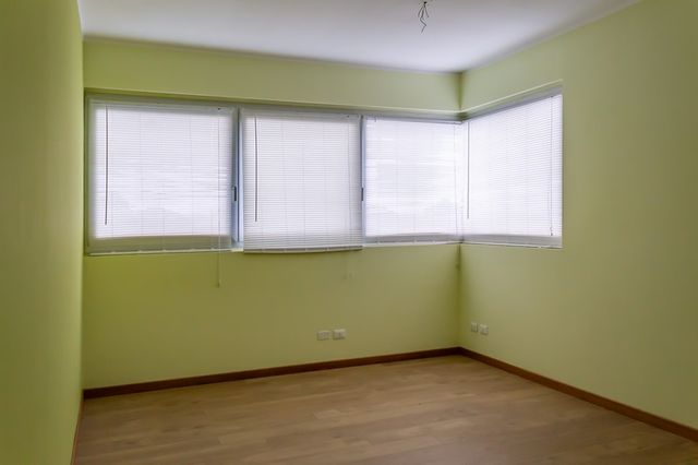 Complessi commerciali in vendita