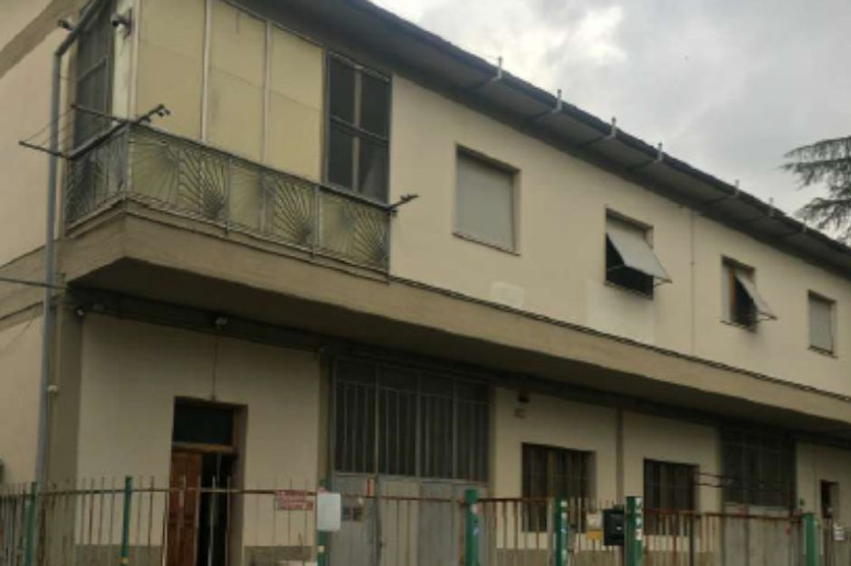#16099 Fabbricato produttivo con annesso appartamento in vendita - foto 1