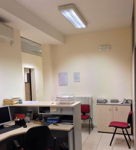 Studi privati in vendita