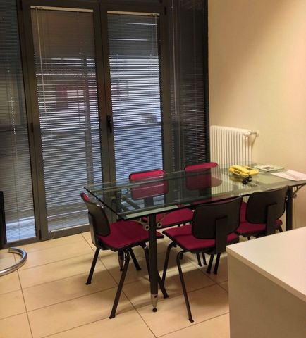 Studi privati in vendita