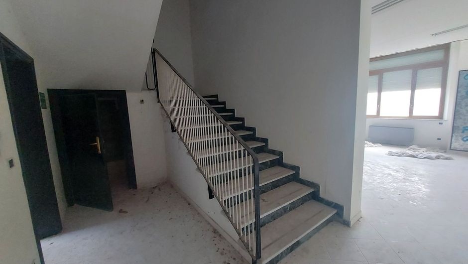 #16164 Albergo in zona turistica con progetto approvato per RSA in vendita - foto 9
