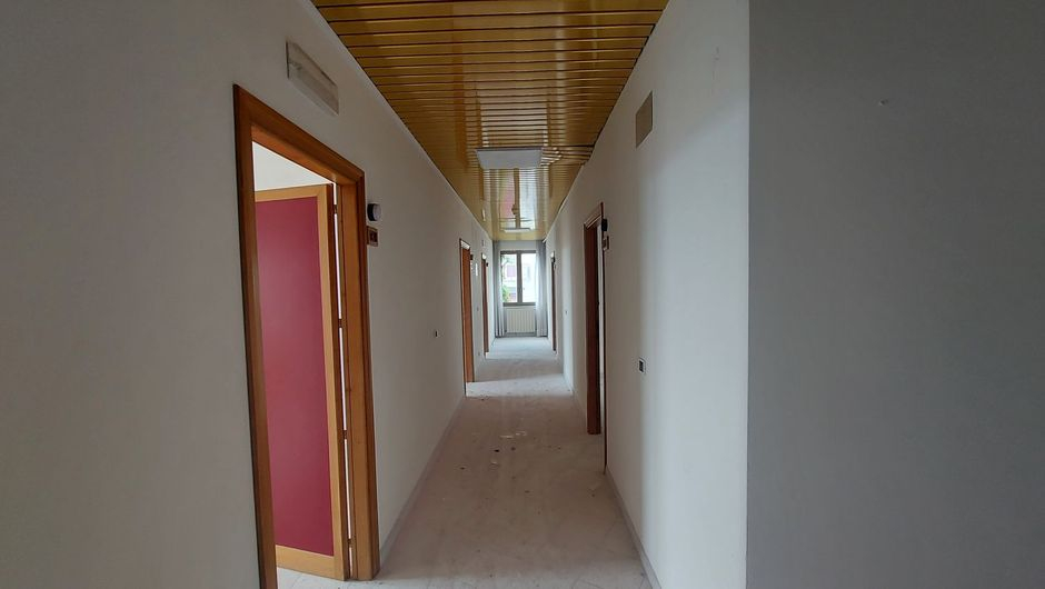 #16164 Albergo in zona turistica con progetto approvato per RSA in vendita - foto 13