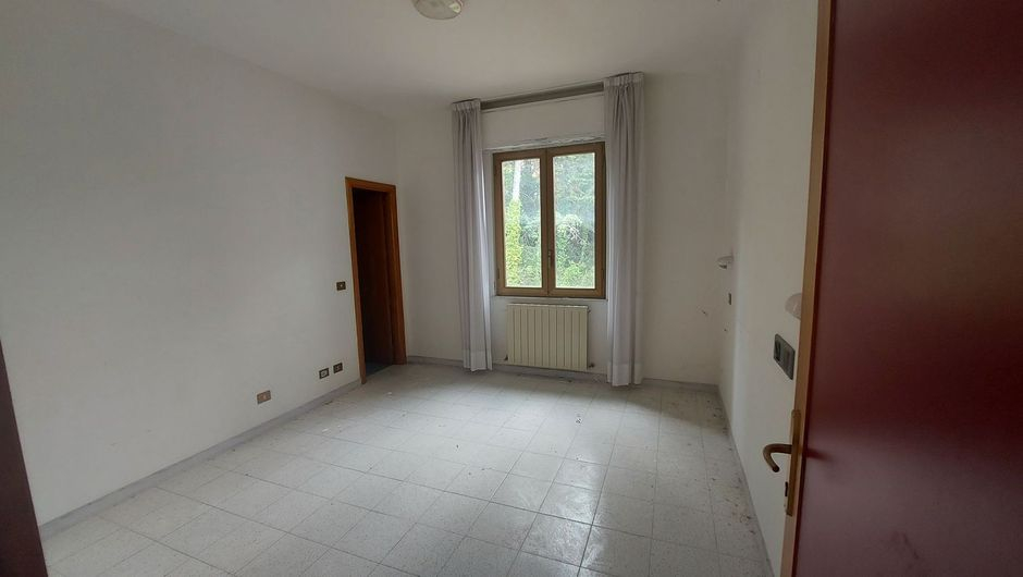 #16164 Albergo in zona turistica con progetto approvato per RSA in vendita - foto 17