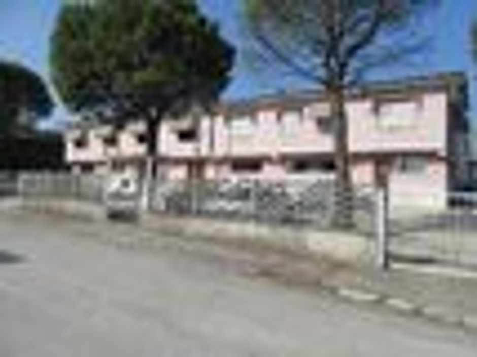 #1705 Capannone artigianale con alloggio per custode in vendita - foto 2