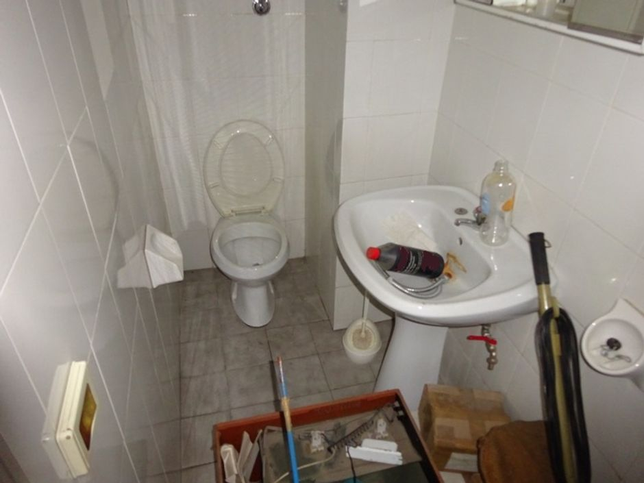 #1718 Porzione di capannone commerciale con uffici in vendita - foto 6