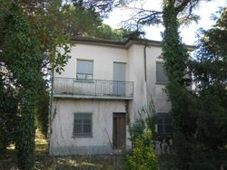 Residential building family - Lot 1753 (Auction 1753)