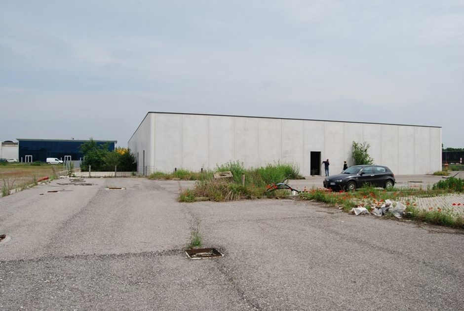 #1759 Complesso commerciale in costruzione in vendita - foto 10