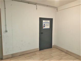 Immobili commerciali in vendita