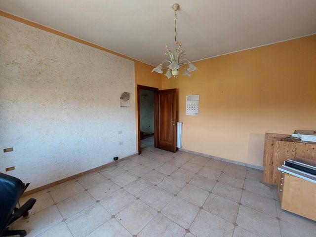 Palazzi in vendita