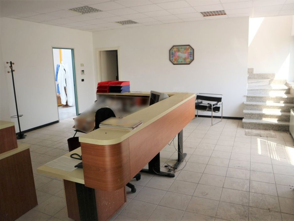 #17915 Capannone industriale-artigianale con corte esclusiva in vendita - foto 6