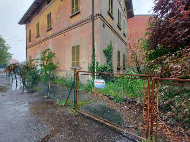 Palazzi in vendita
