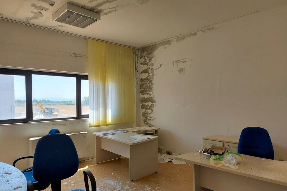 #17964 Edificio artigianale con uffici e corte esclusiva in vendita - foto 12