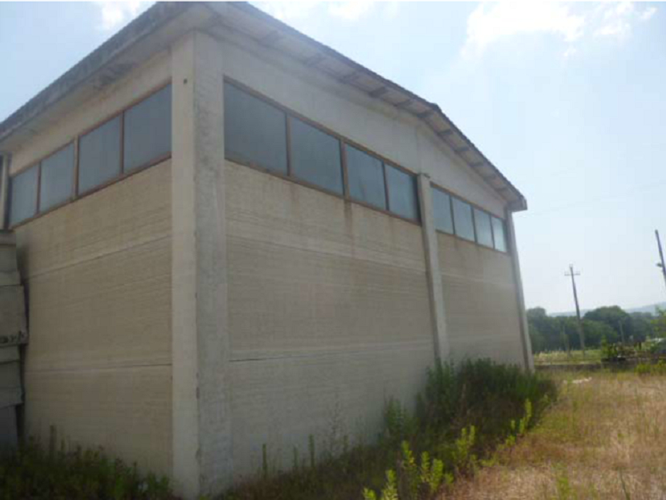 #1804 Capannone uso deposito con terreno edificabile in vendita - foto 2