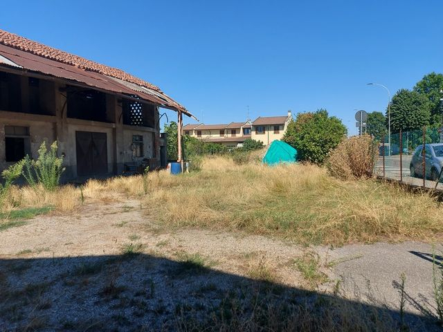 Rustici e casali in vendita