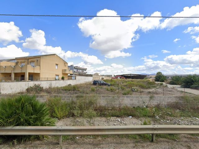 Locali deposito in vendita