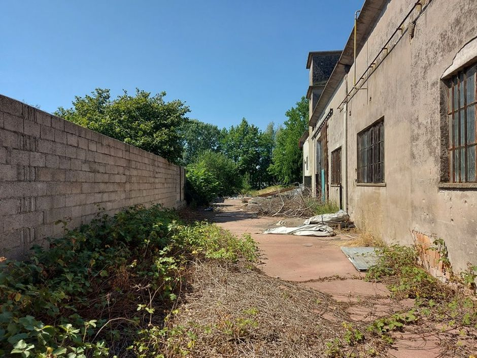 #18490 Capannone artigianale con area esterna in vendita - foto 4