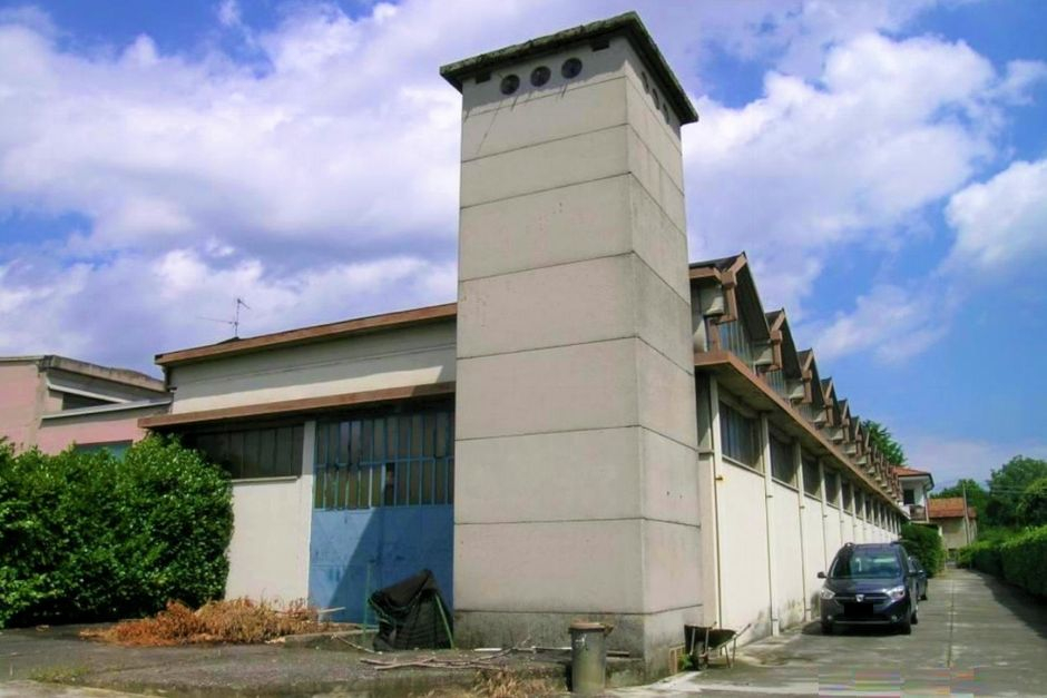 #18671 Porzione di laboratorio con corte e cabina (Lotto 2B) in vendita - foto 2