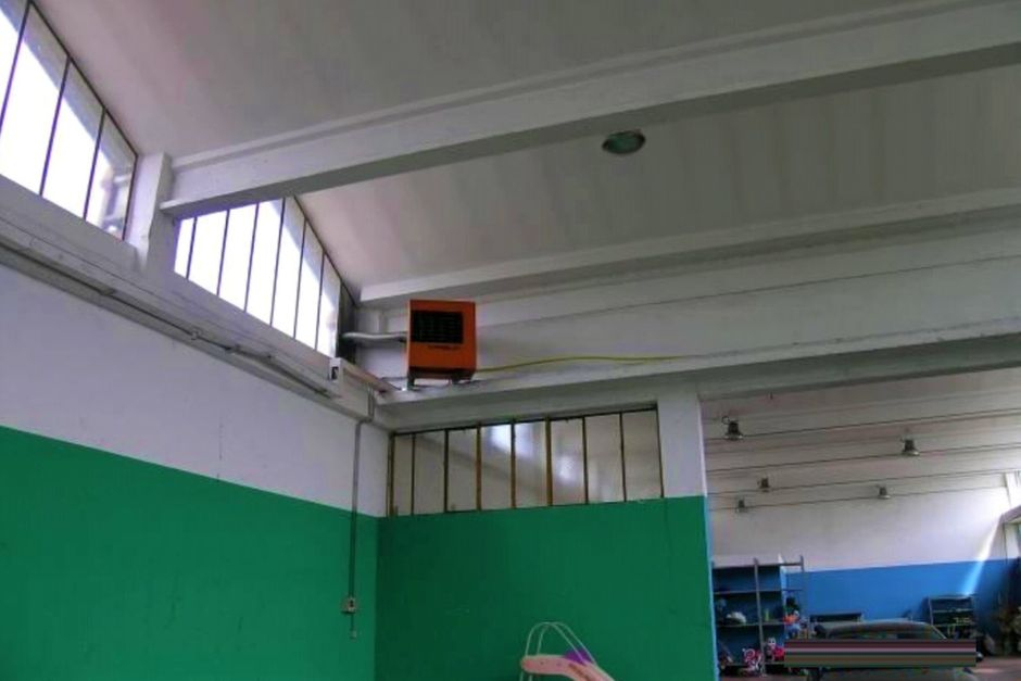 #18671 Porzione di laboratorio con corte e cabina (Lotto 2B) in vendita - foto 3
