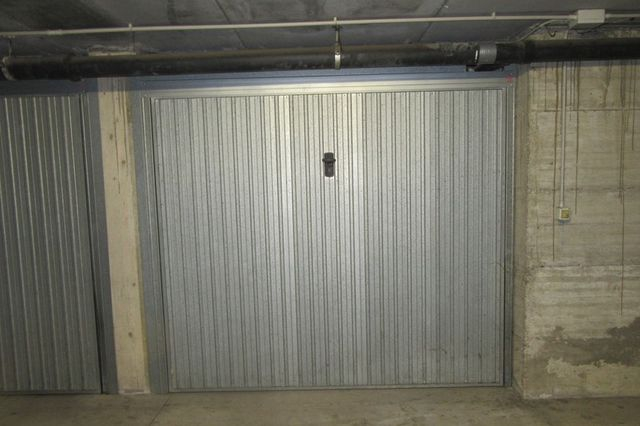 Garage in vendita