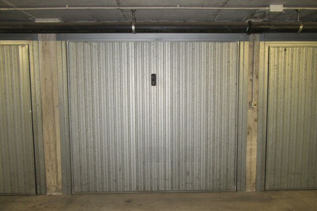 Garage in vendita