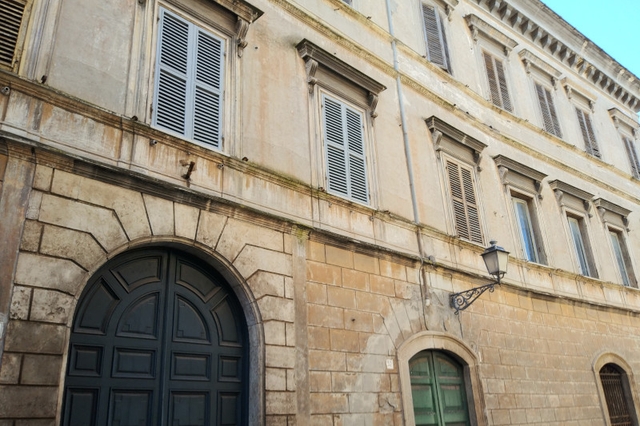 Palazzi in vendita