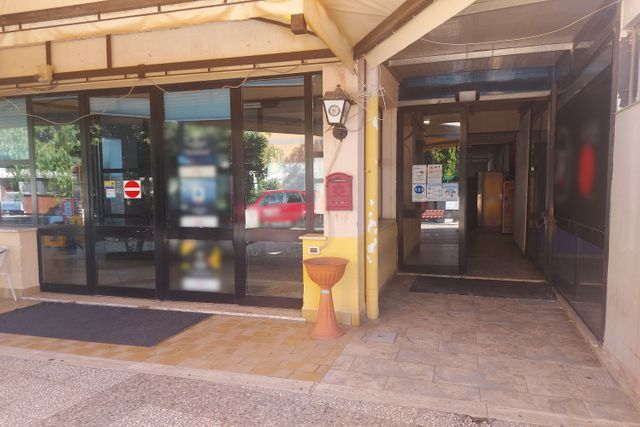 Complessi commerciali in vendita