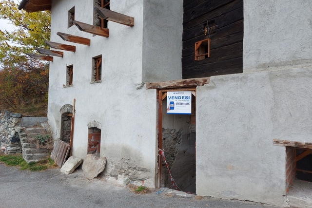 Rustici e casali in vendita