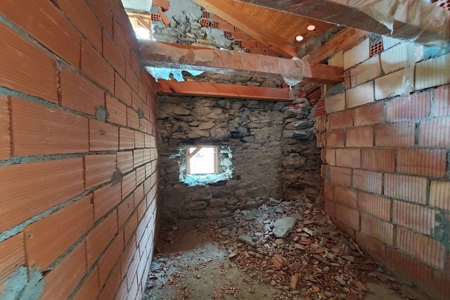Rustici e casali in vendita