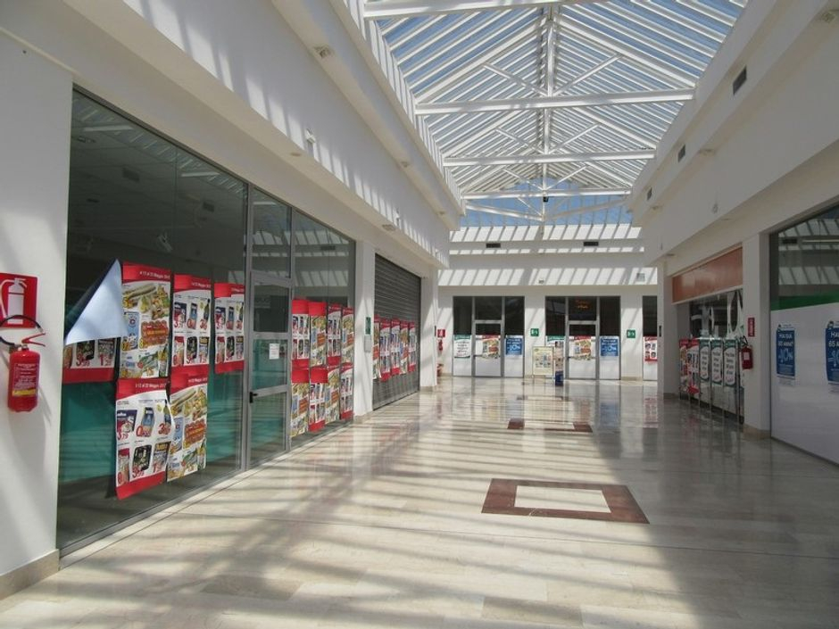 #1907 Locale commerciale  in centro commerciale in vendita - foto 4