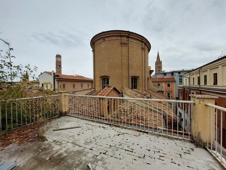 #19113 Albergo con ristorante in centro storico in vendita - foto 13