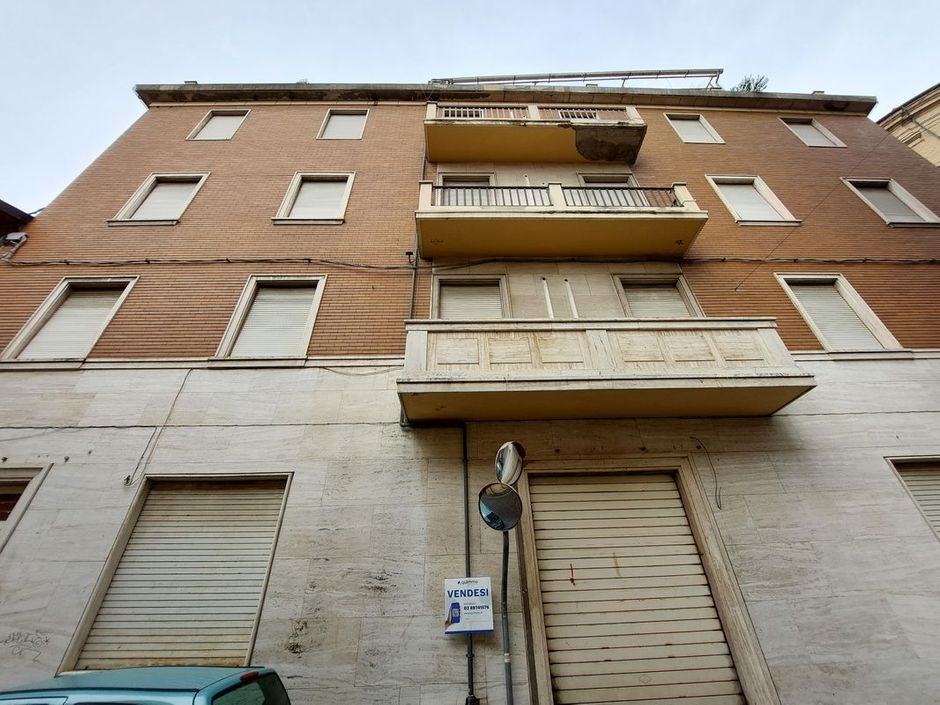 #19113 Albergo con ristorante in centro storico in vendita - foto 16