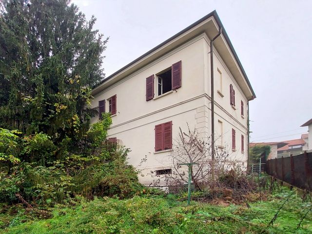 Palazzi in vendita