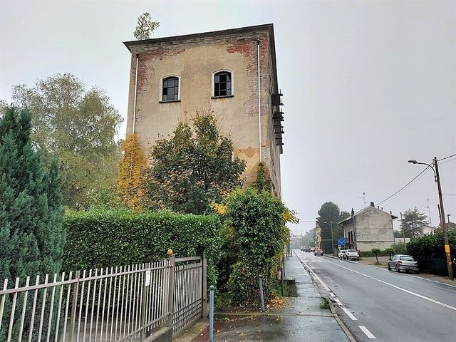 Palazzi in vendita