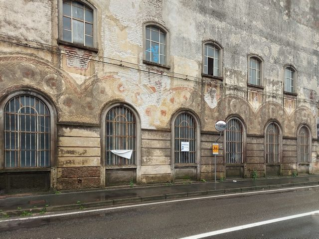 Palazzi in vendita