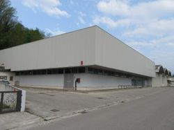 Supermarket with large warehouse - Lot 1924 (Auction 1924)