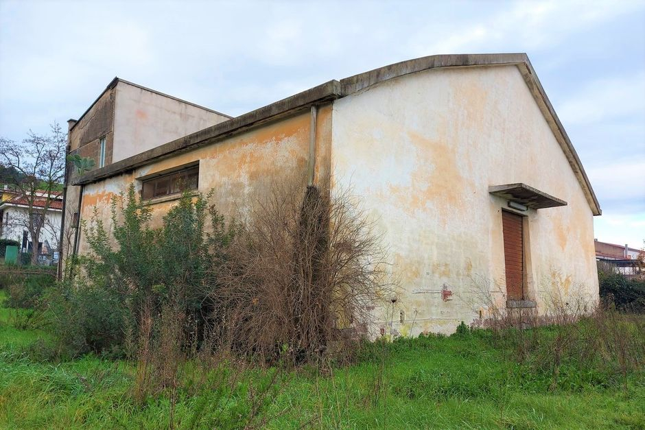 #19452 Complesso artigianale con cortile e pertinenze in vendita - foto 5