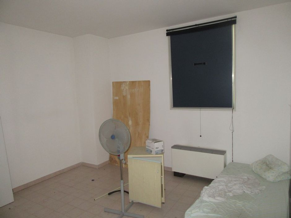 #1947 Magazzino con uffici e abitazione in vendita - foto 9
