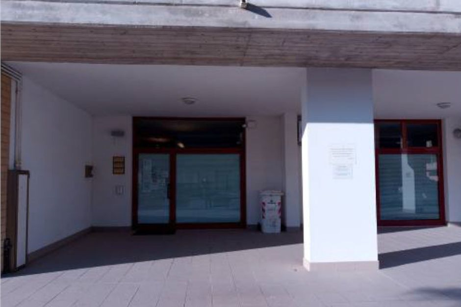 #19617 Negozio al piano terra in vendita - foto 1