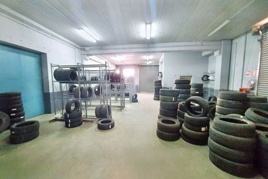 #19694 Capannone industriale con uffici e corte esterna in vendita - foto 8
