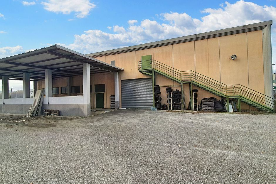 #19694 Capannone industriale con uffici e corte esterna in vendita - foto 12