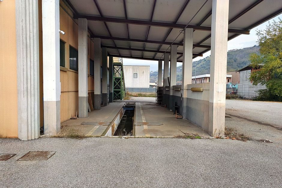 #19694 Capannone industriale con uffici e corte esterna in vendita - foto 17