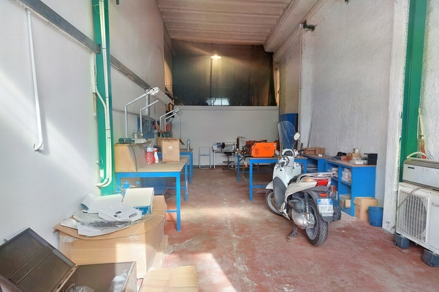 Fabbricati industriali in vendita
