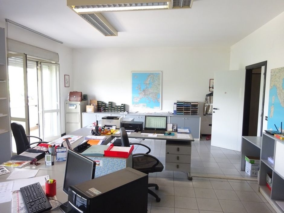 #2029 Opificio con uffici in vendita - foto 7