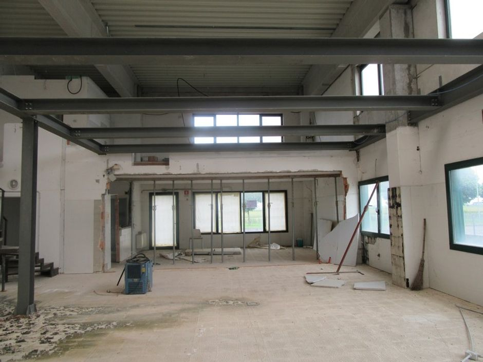 #2137 Magazzino con uffici in vendita - foto 4