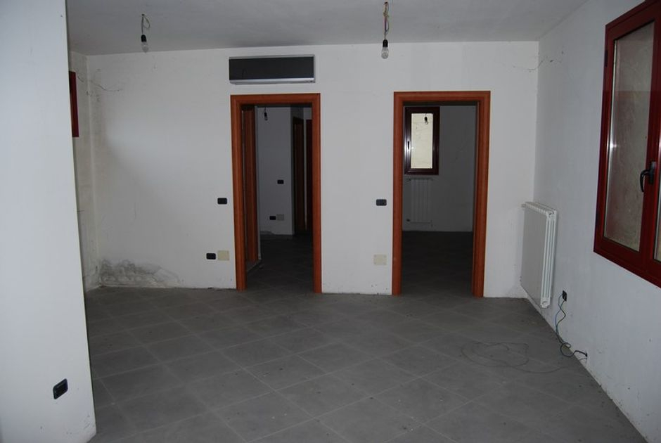#2161 Fabbricato produttivo parzialmente da ultimare in vendita - foto 5