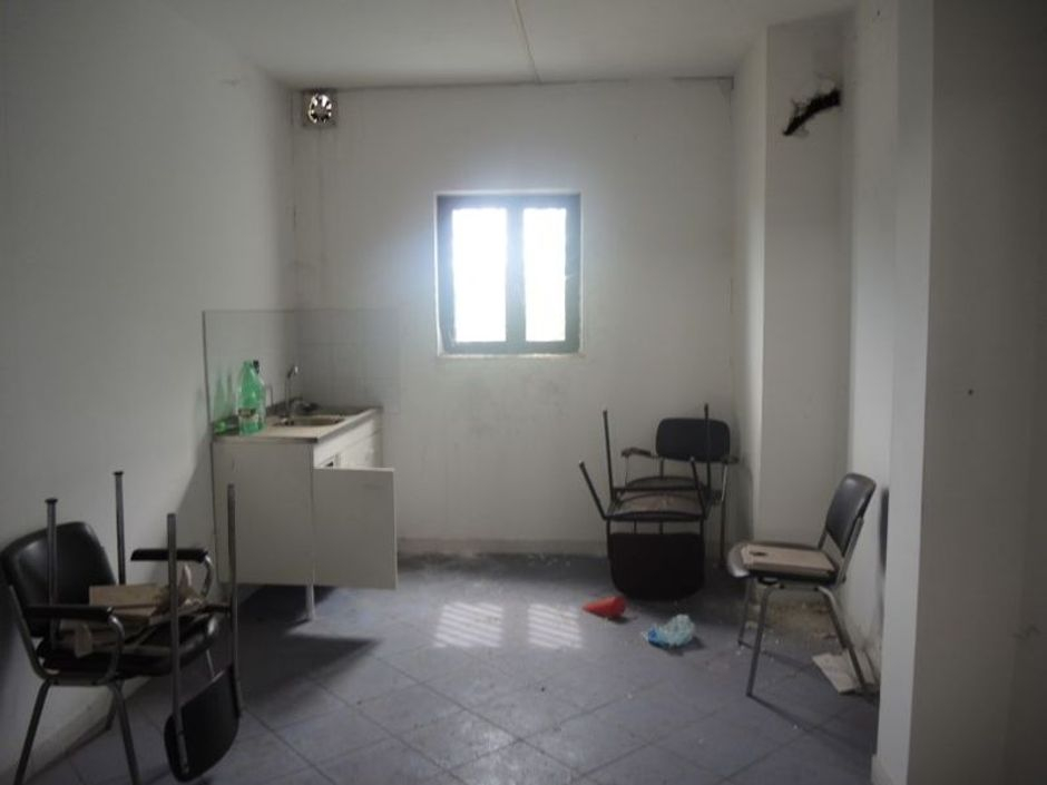 #2213 Capannone con uffici e ampia corte esclusiva in vendita - foto 15