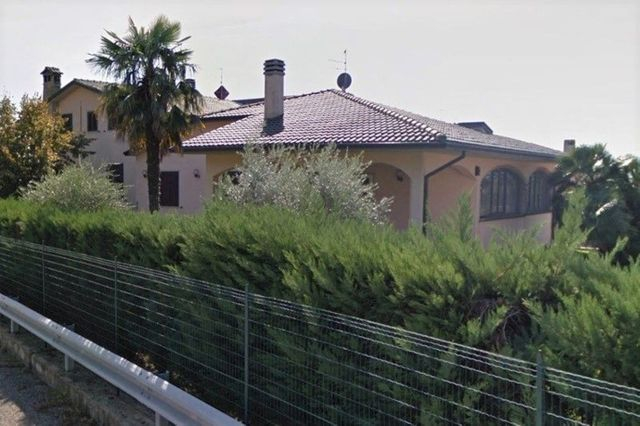 Ville in vendita