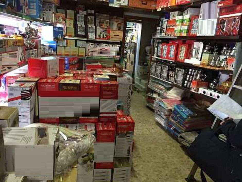#2263 Locale commerciale con magazzino in vendita - foto 9
